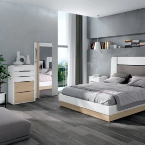 QUARTO DE CASAL COM CAMA REBATÍVEL